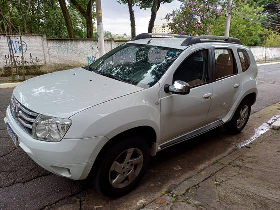 RENAULT DUSTER 2.0 DYNAMIQUE 4X2 16V FLEX 4P AUTOMÁTICO